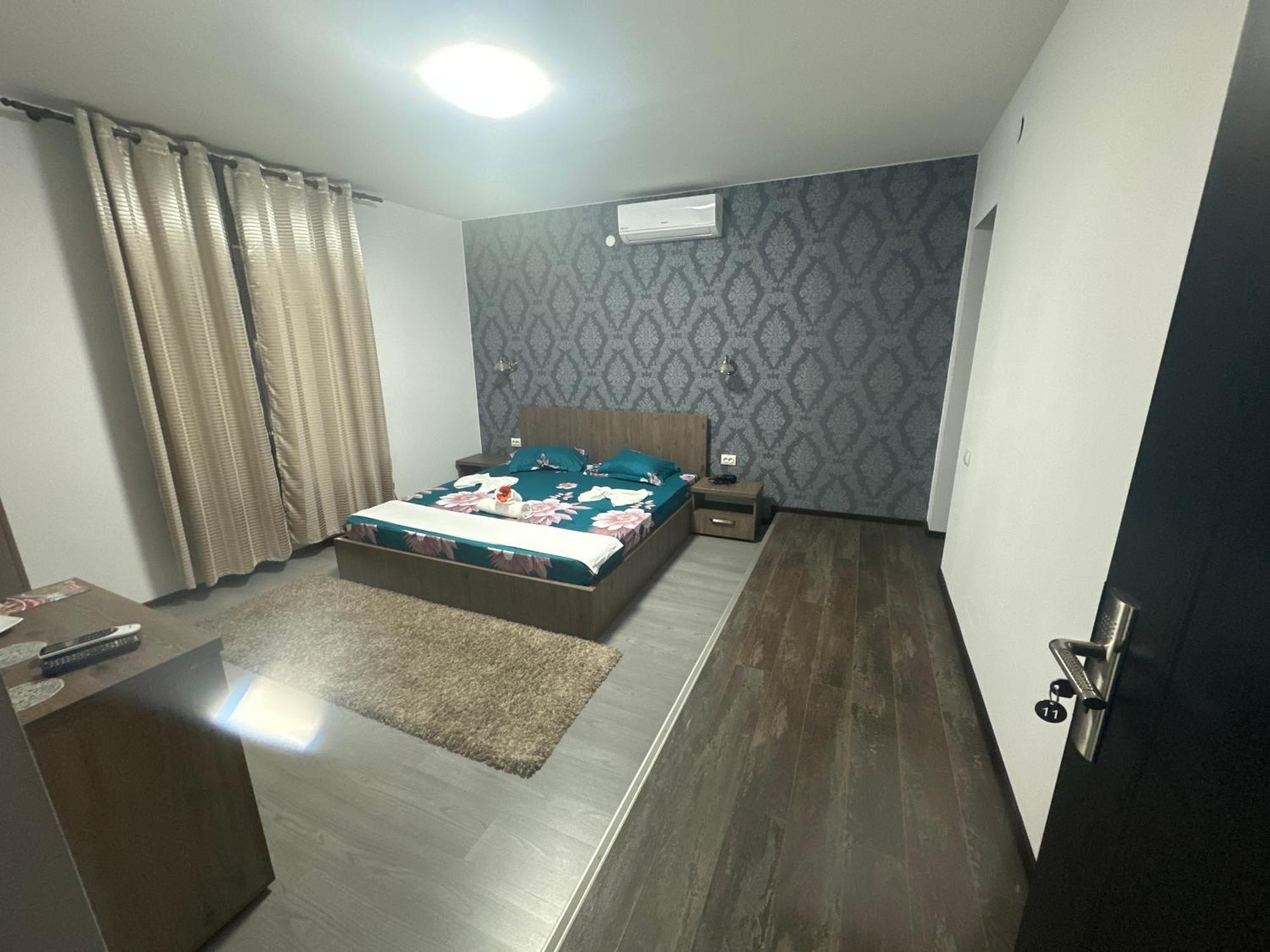 Orşova Casa Clau酒店 外观 照片