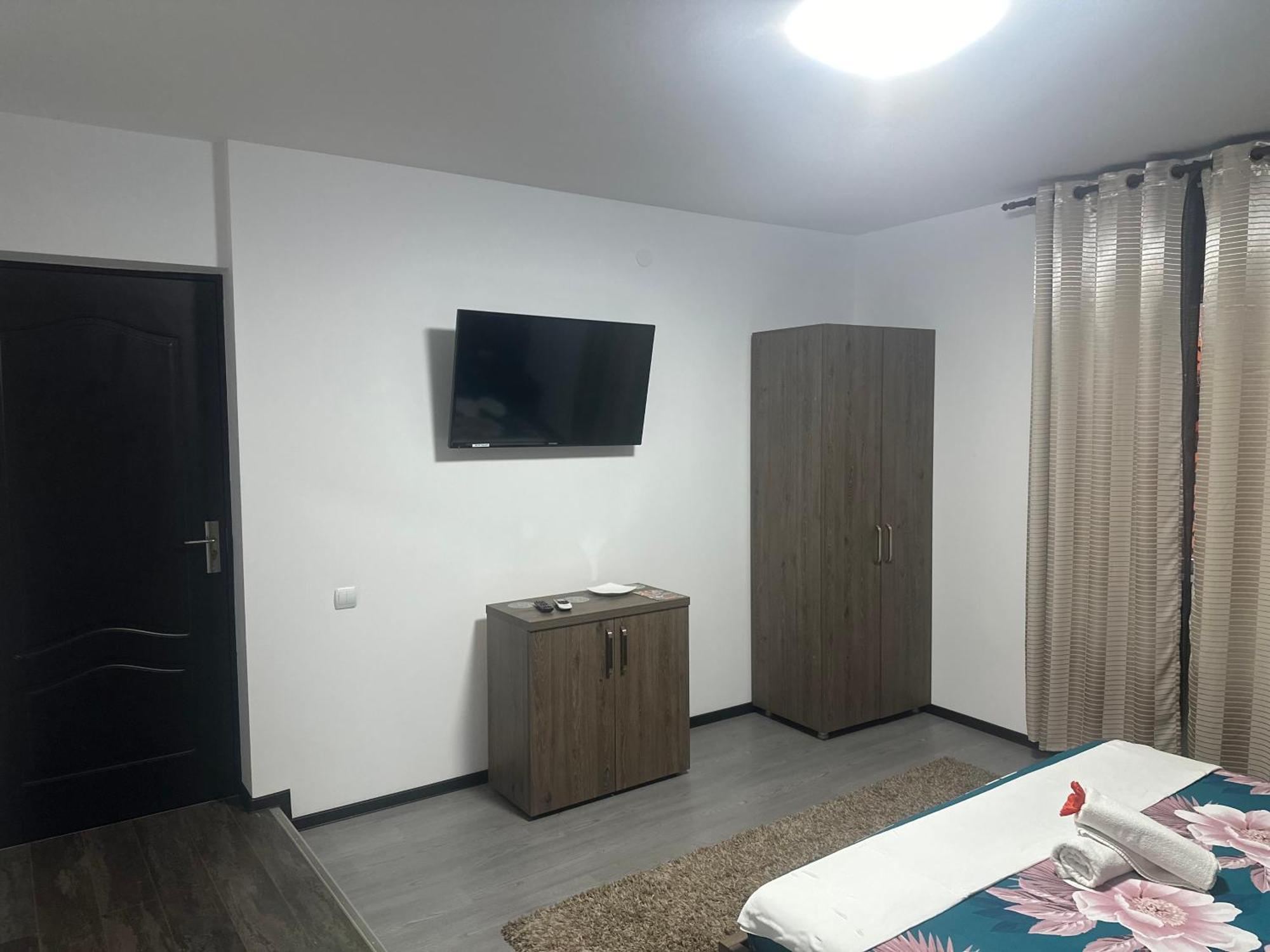 Orşova Casa Clau酒店 外观 照片